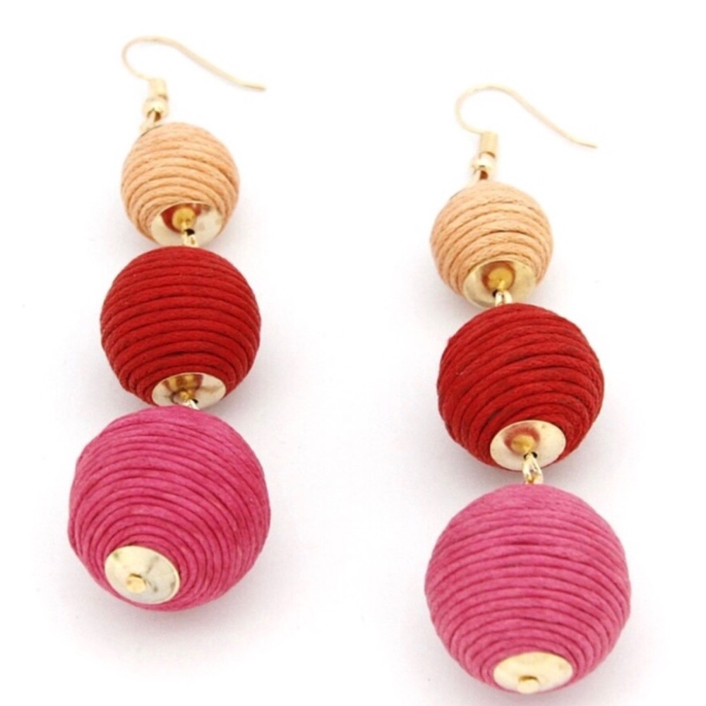 ♥️HOST PICK 6/13 Thread Ball Dangle Ombré Earrings